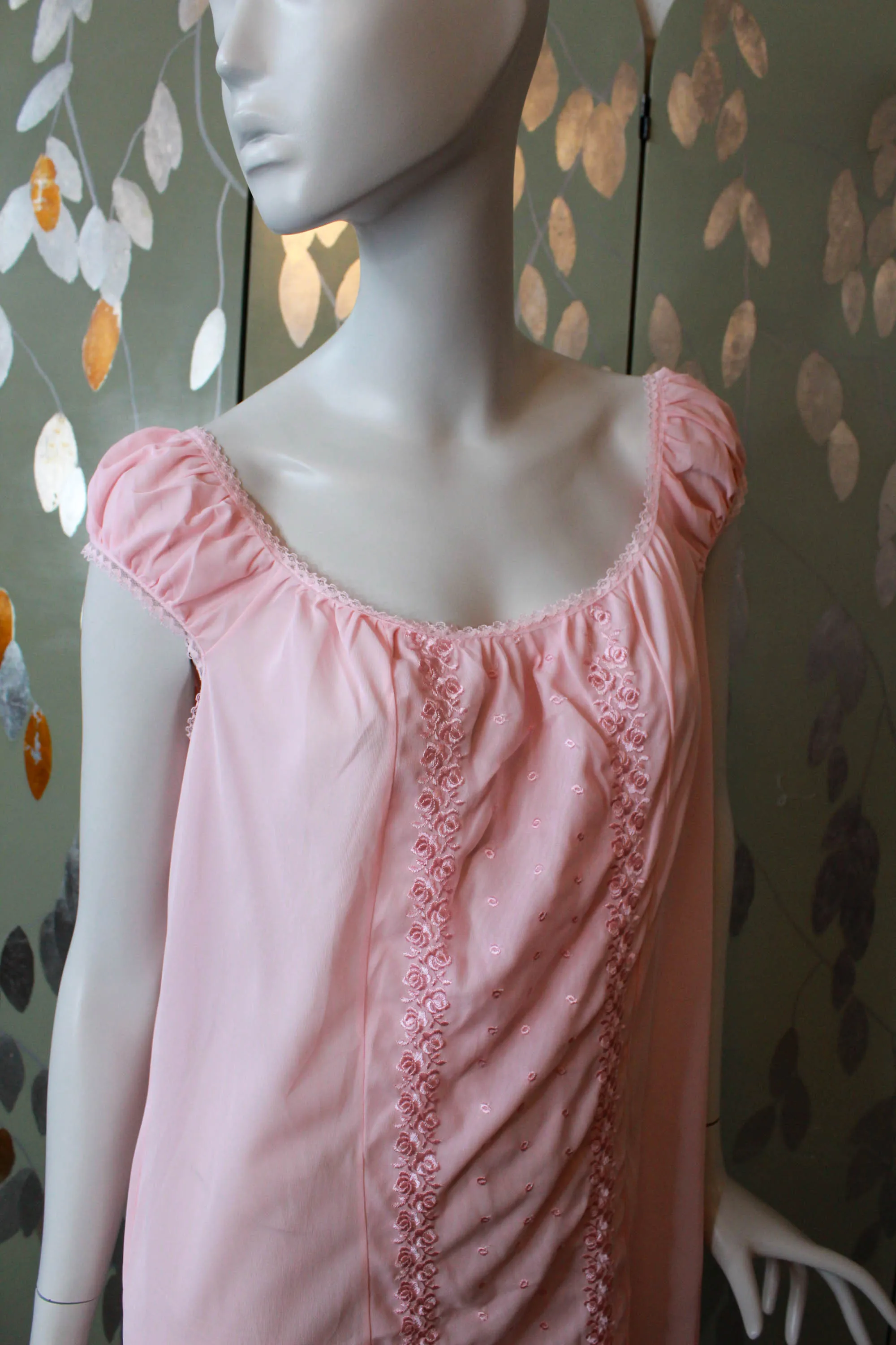 1960s Pink Puff Sleeve Nightgown, Large