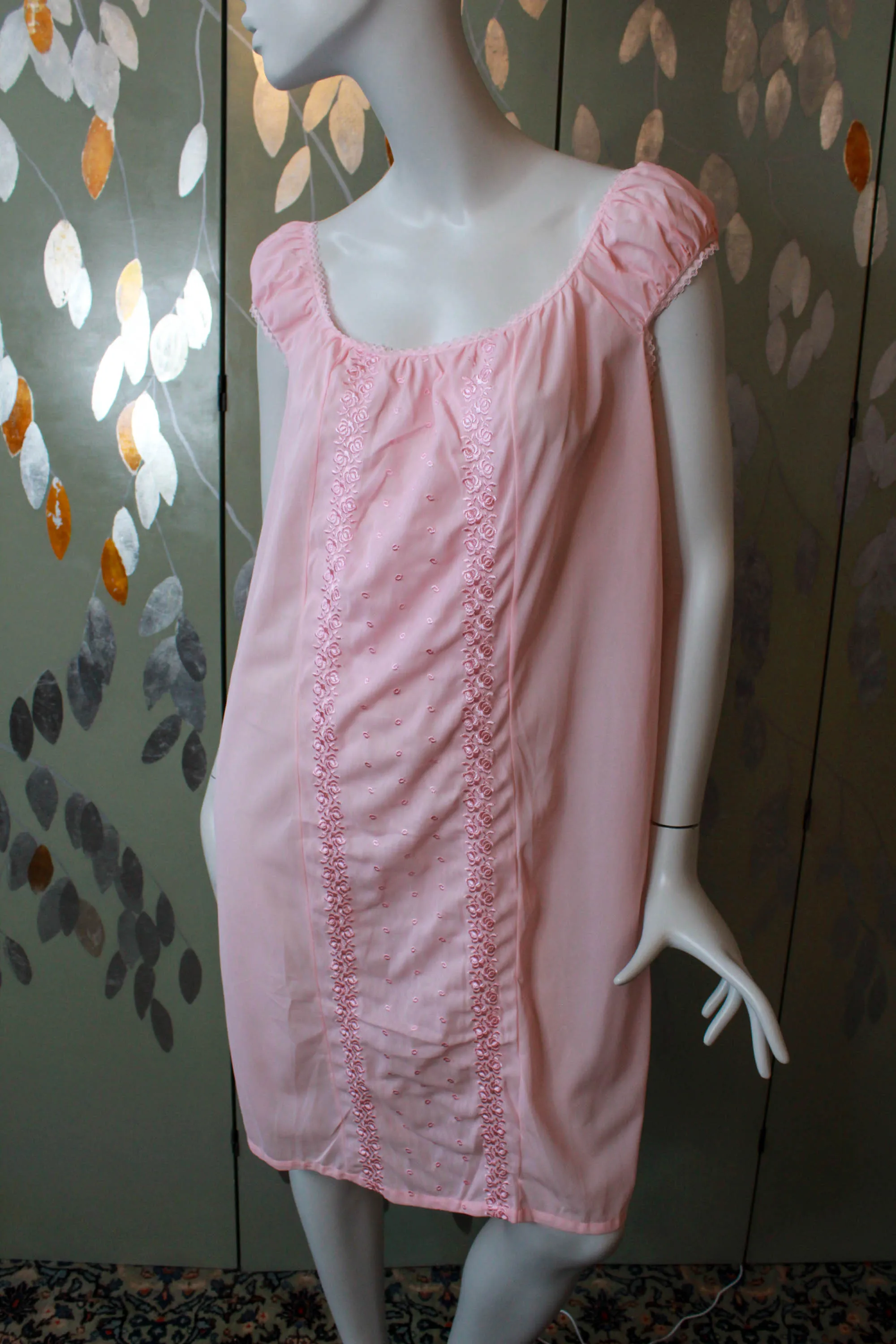 1960s Pink Puff Sleeve Nightgown, Large