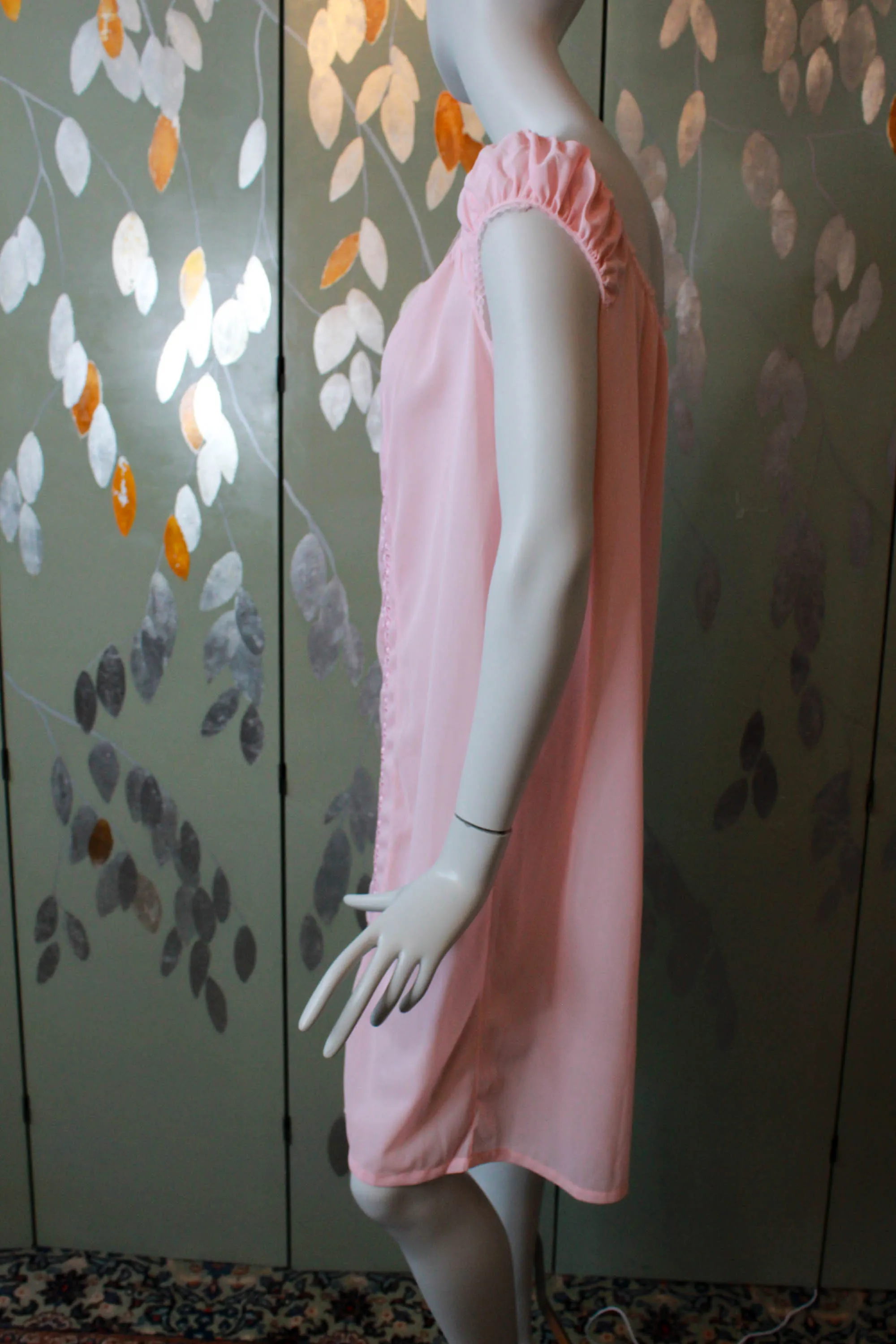 1960s Pink Puff Sleeve Nightgown, Large