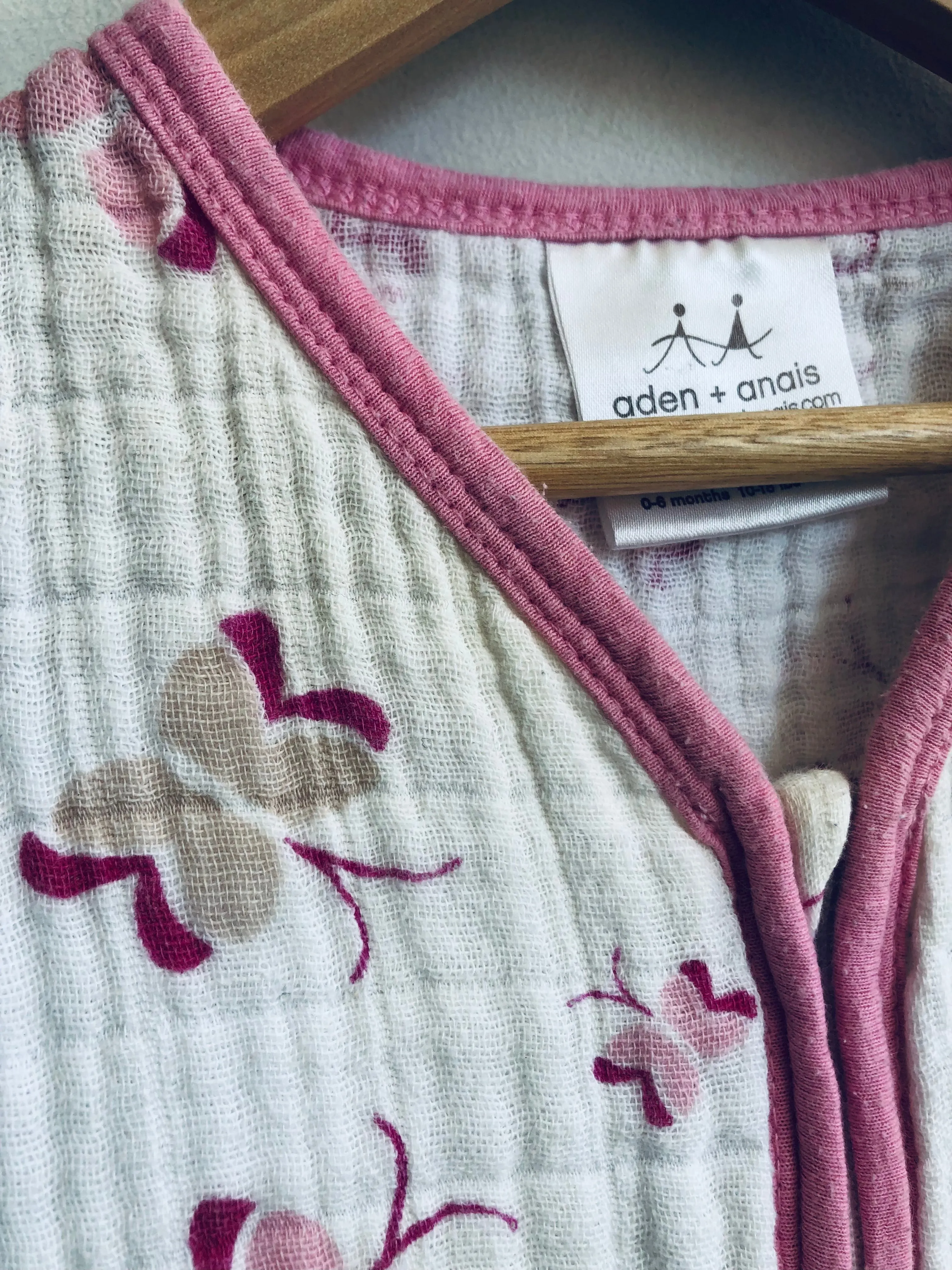 REALLY LOVED Butterfly Sleepsack (marking) // 0-6M (10-18lbs)