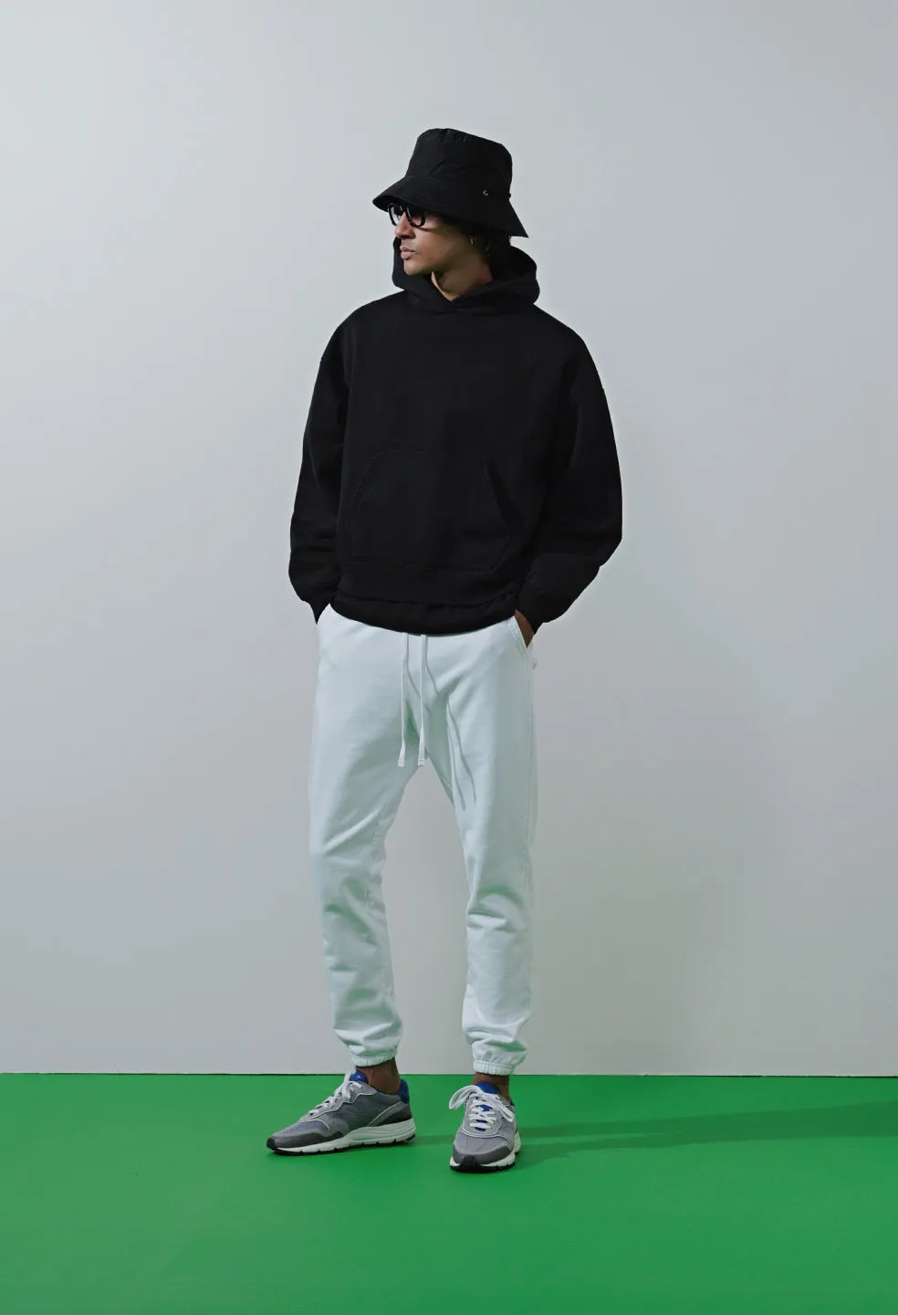 Replica Oversized Cropped Hoodie / Black